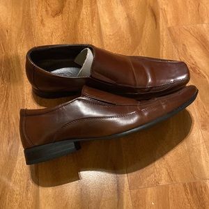 Aldo 9.5 Mens dress shoe